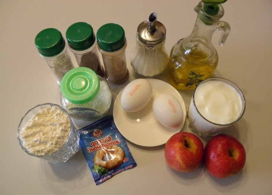 Пирог «Яблочный сникерс» в мультиварке, пошаговый рецепт с фото